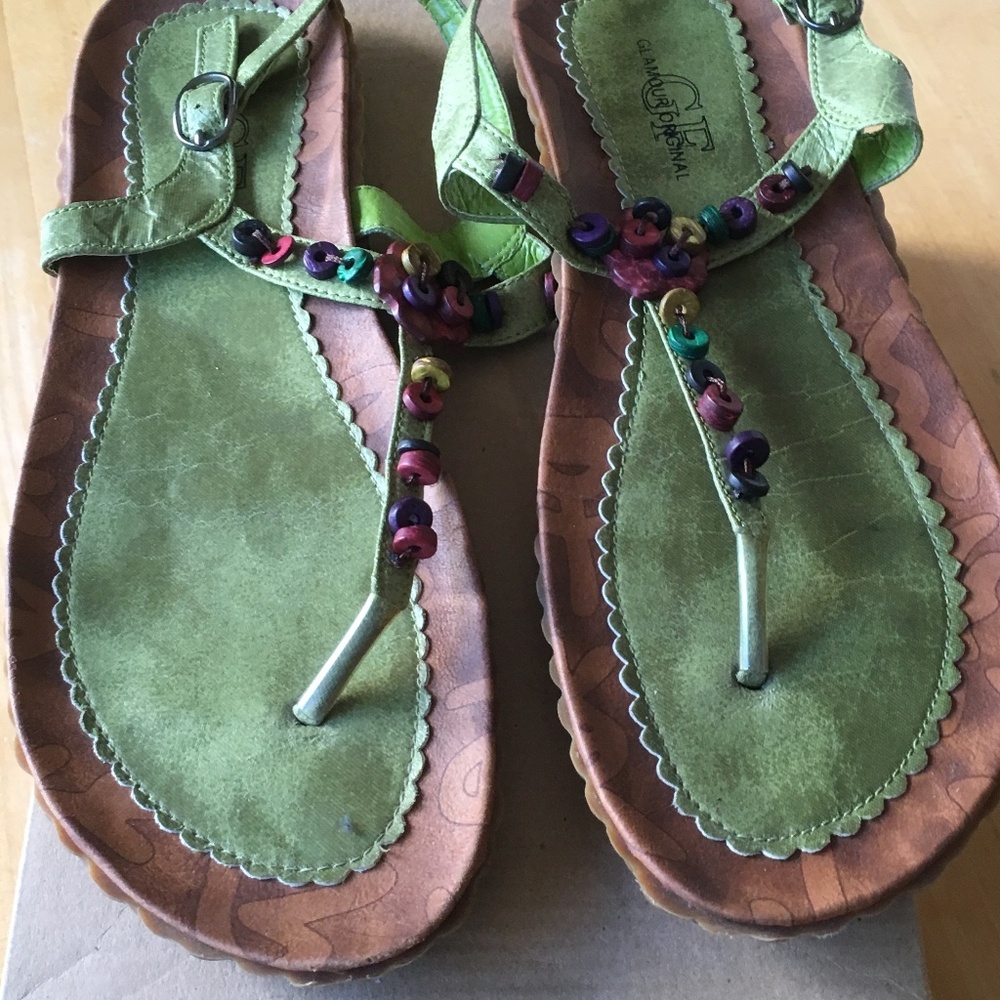 Ladies sandals